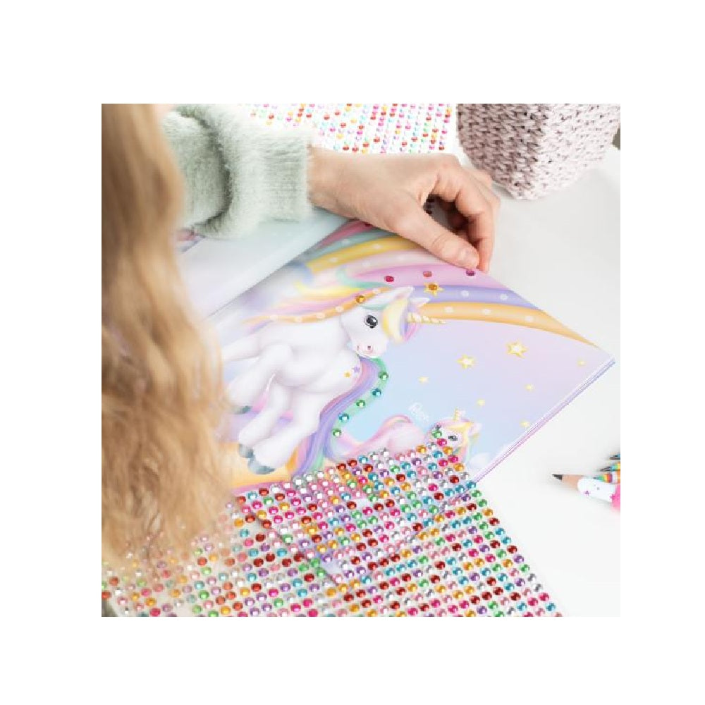 Crea tu libro de pegatinas de diamantes de Ylvi